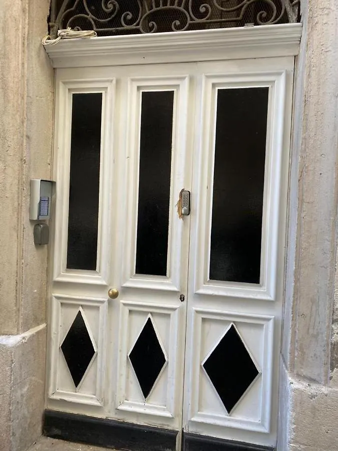 Five Stars C4 Aparthotel Marseille 0*,  Frankrike